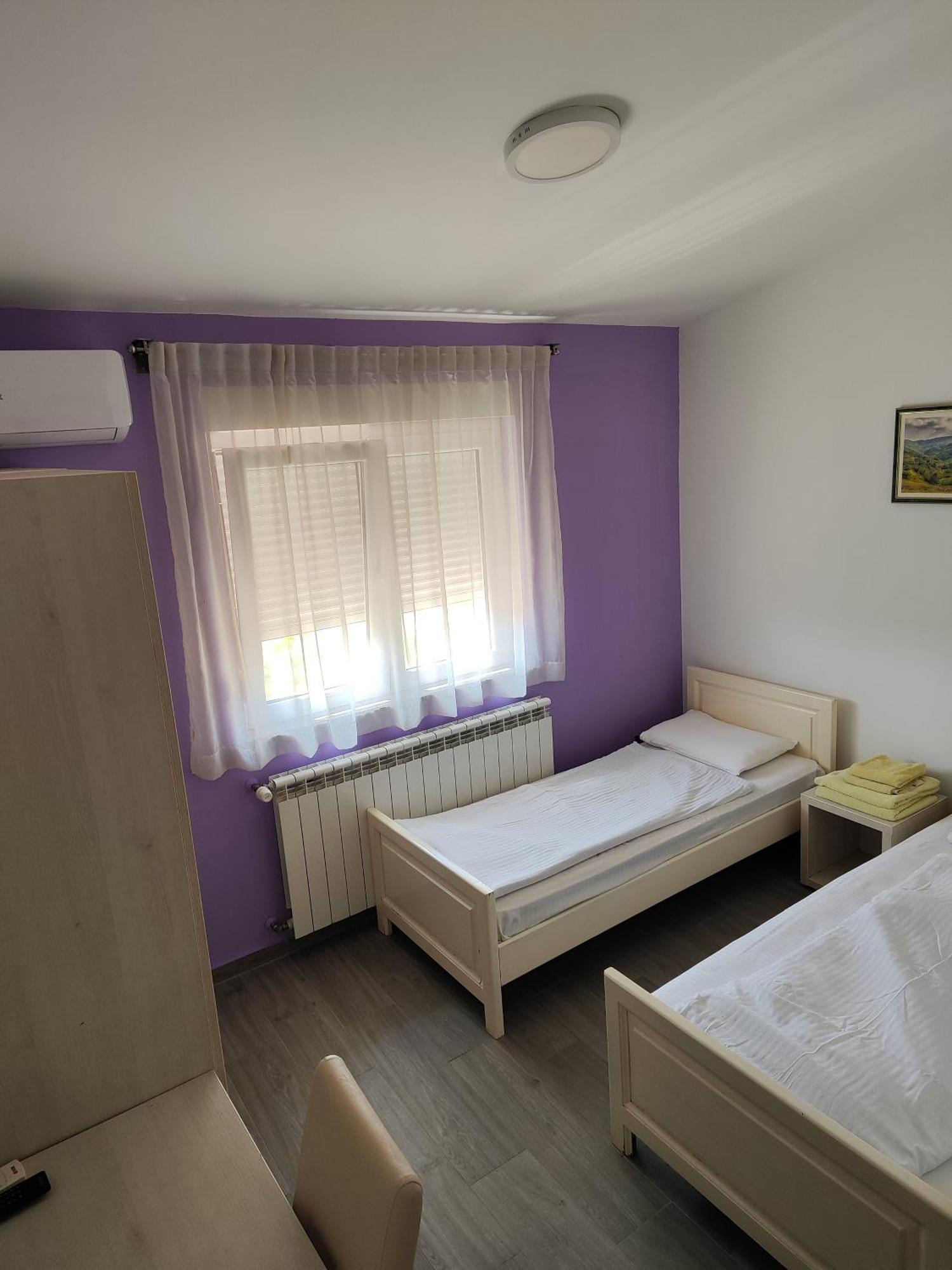 Hotel Mk, Plavi Restoran, Loznica Ngoại thất bức ảnh