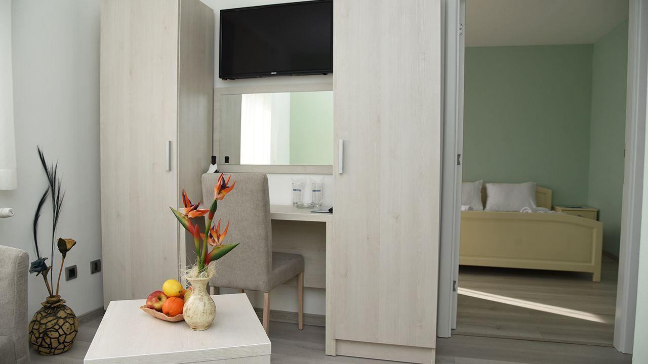 Hotel Mk, Plavi Restoran, Loznica Ngoại thất bức ảnh