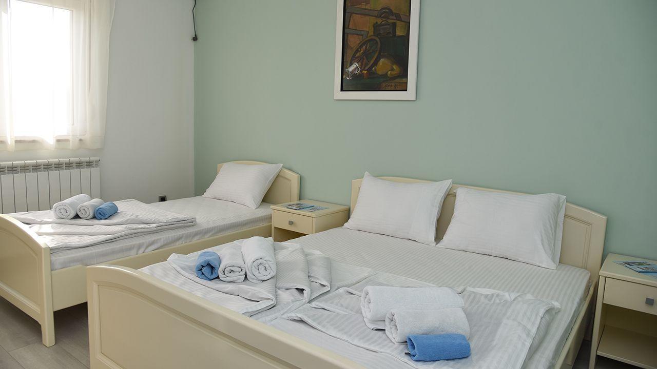 Hotel Mk, Plavi Restoran, Loznica Ngoại thất bức ảnh